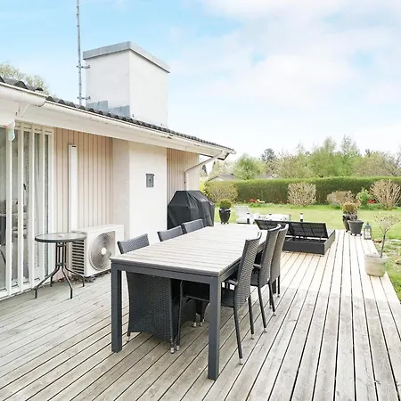 度假居 Home With Chromecast Near Beach